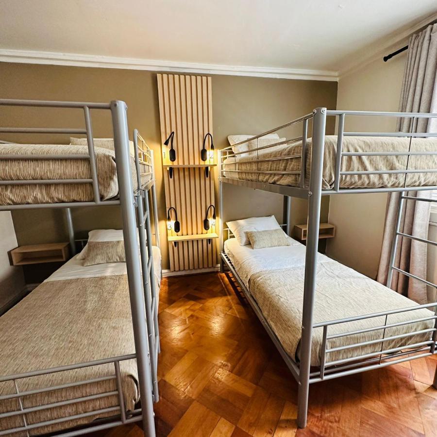 Yogi Hostels サンティアゴ エクステリア 写真