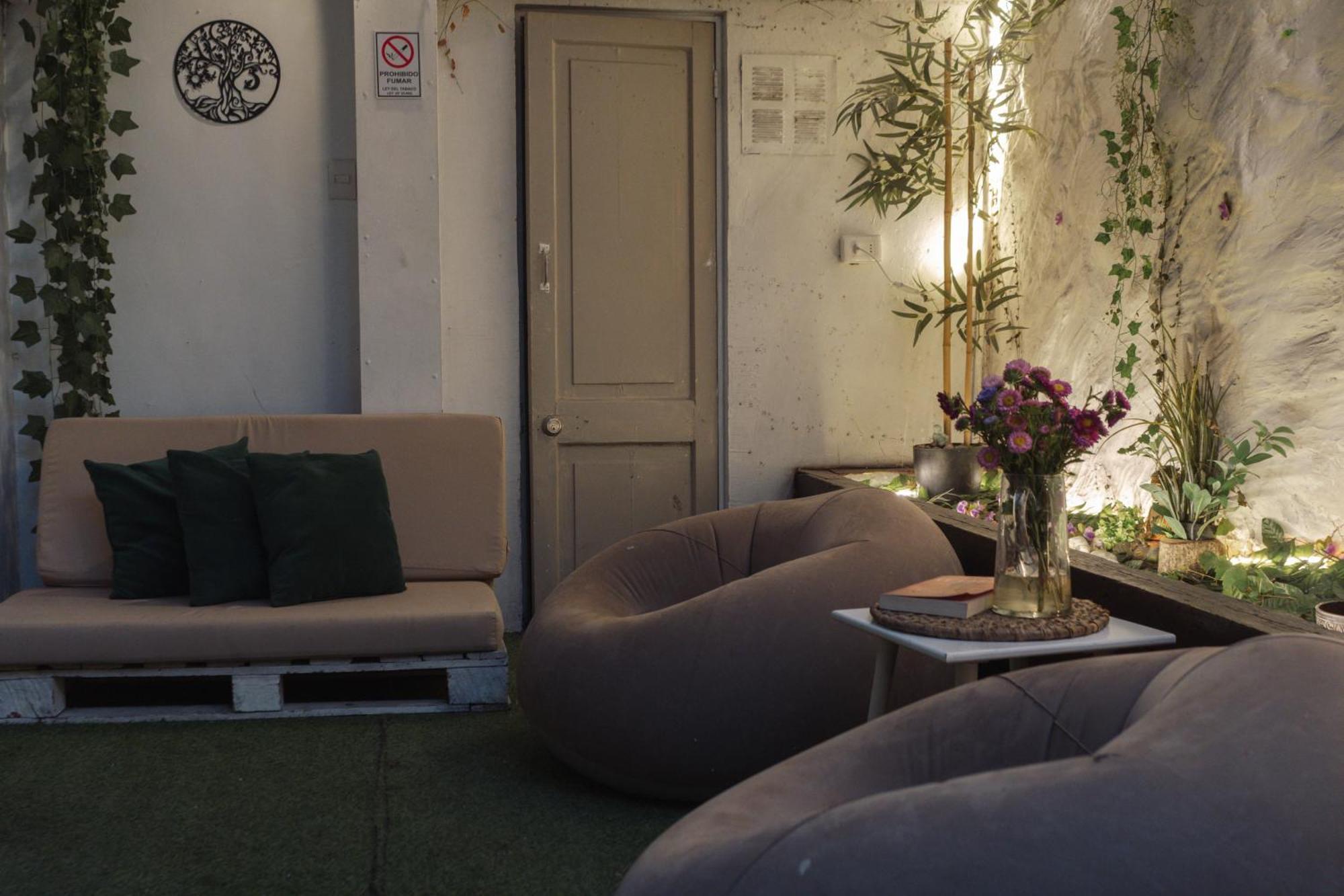 Yogi Hostels サンティアゴ エクステリア 写真