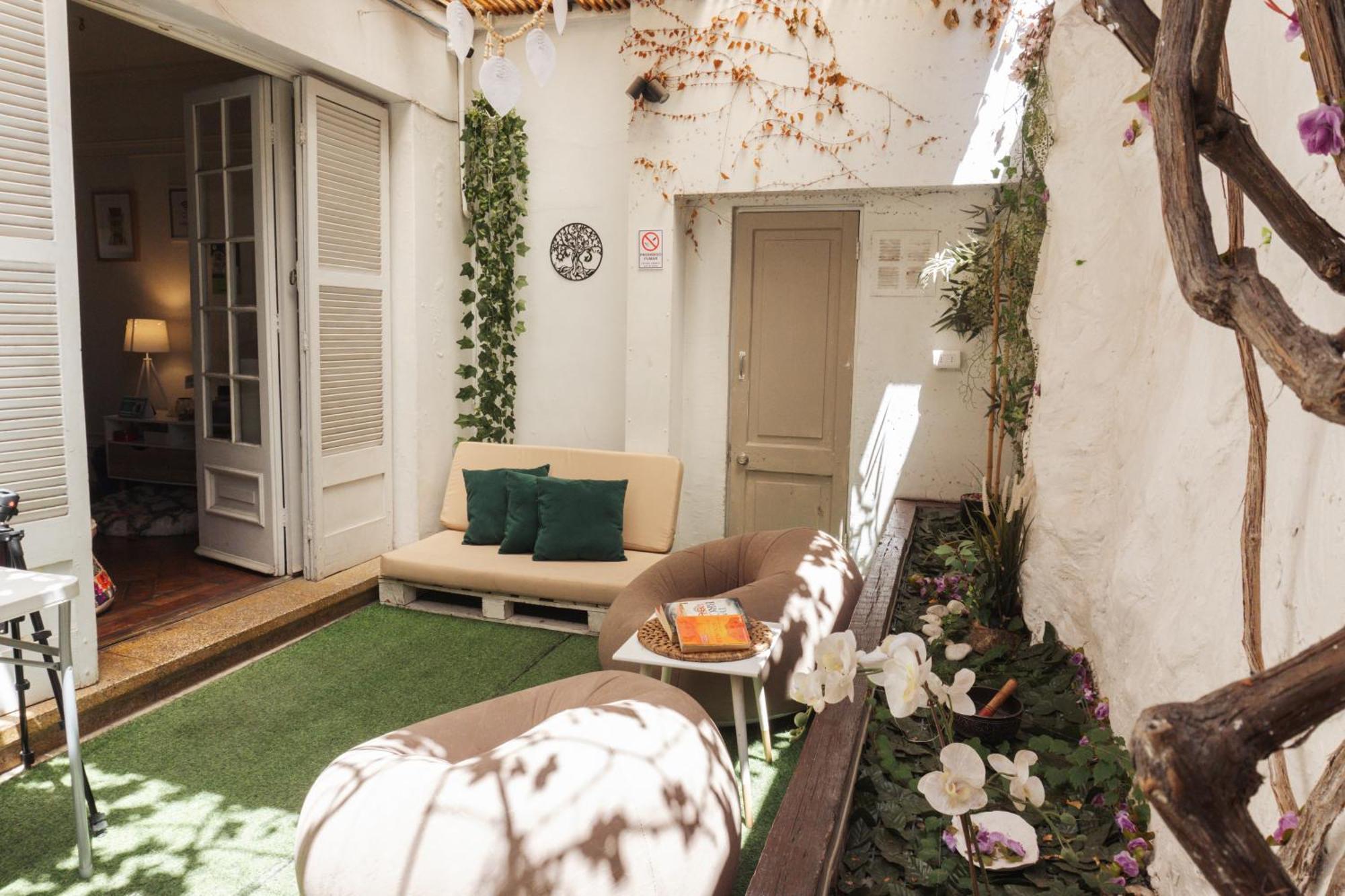 Yogi Hostels サンティアゴ エクステリア 写真